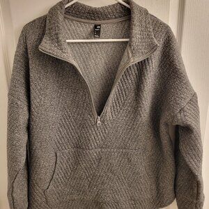 GapFit quilted half zip sweater